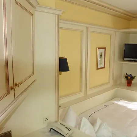 Szálloda Coellner Hof 3*