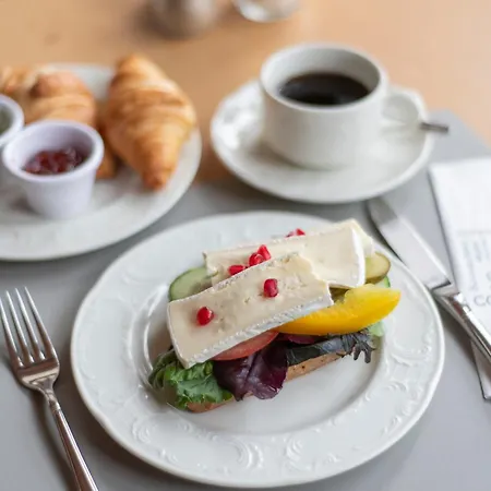 Coellner Hof Szálloda 3*