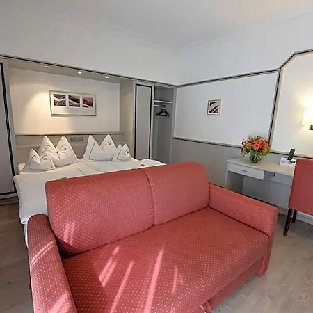 Coellner Hof Szálloda 3*