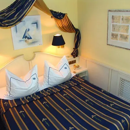 Coellner Hof Szálloda 3*