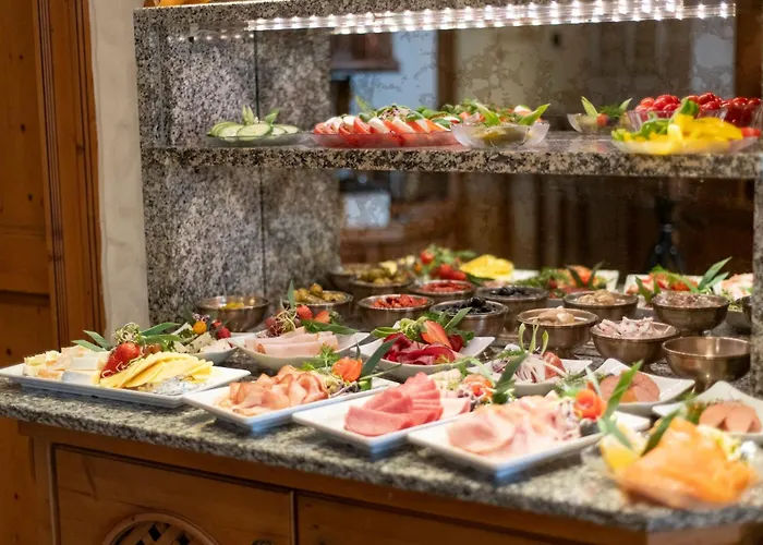 库勒纳酒店 酒店